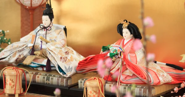 ひな祭りは厄除け祈願！？ひな人形の飾り方にまつわる誤解とは？